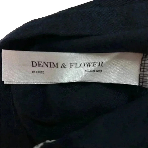 Denim & Flower Men's Black Polo Shirt Pineapple Skull Pattern Size Large - Picture 4 of 9